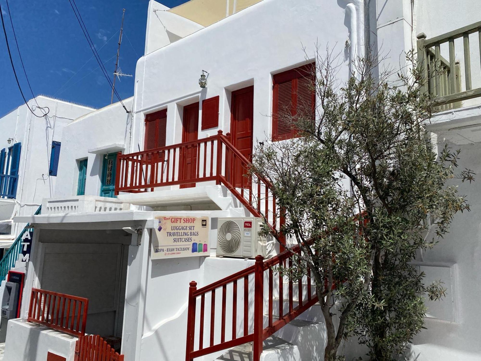 Lakka Apartments In Chora Mykonos Town Екстериор снимка