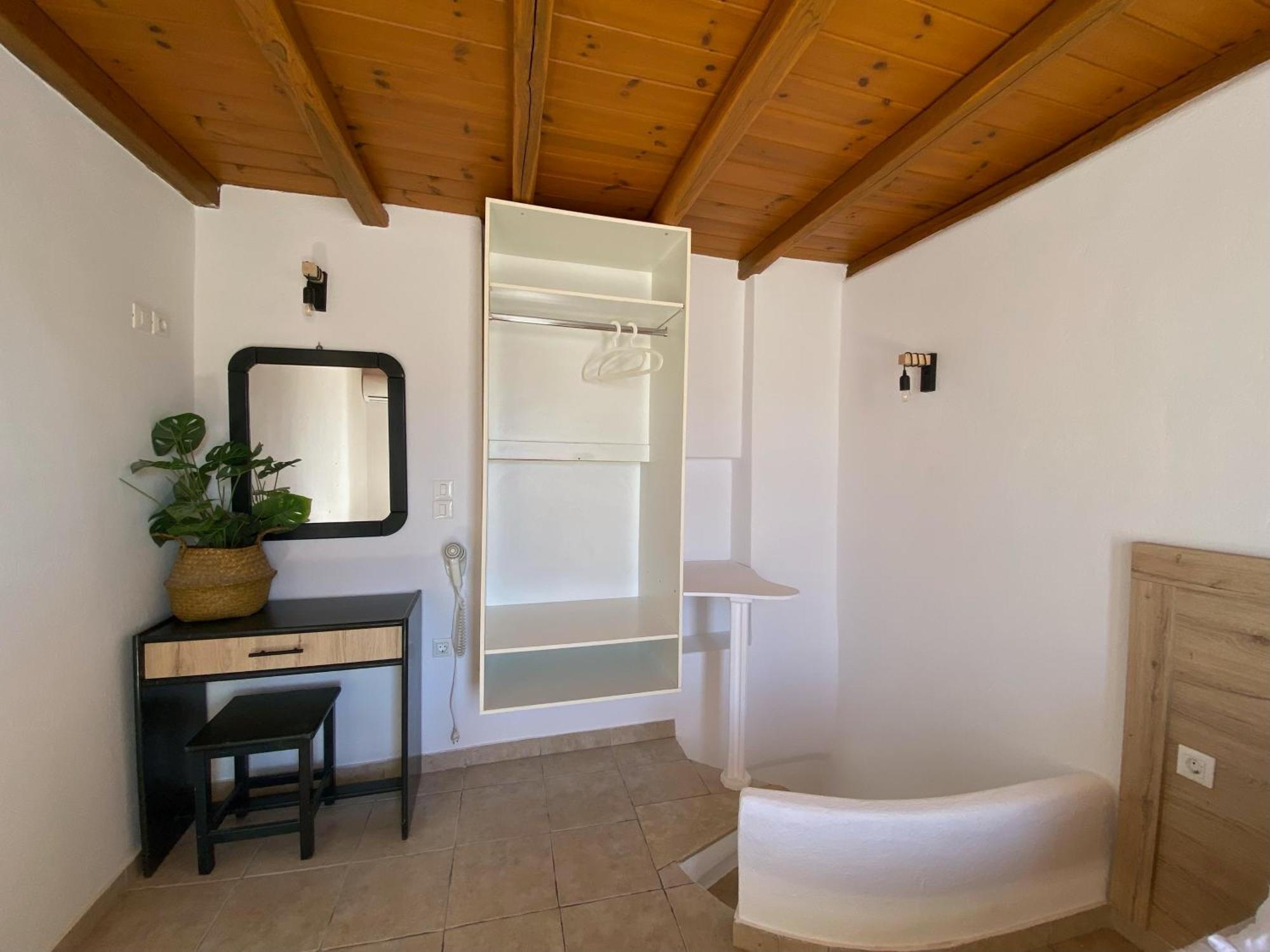 Lakka Apartments In Chora Mykonos Town Екстериор снимка